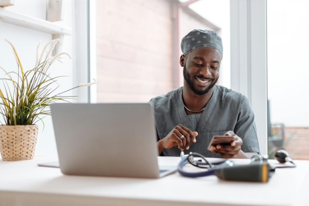 https://mnmmaplecollege.ca/wp-content/uploads/2024/04/pexels-thirdman-5327914-1024x683.jpg